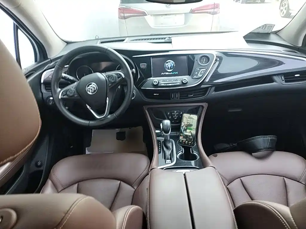 Buick Envision Plus — миниатюра 10