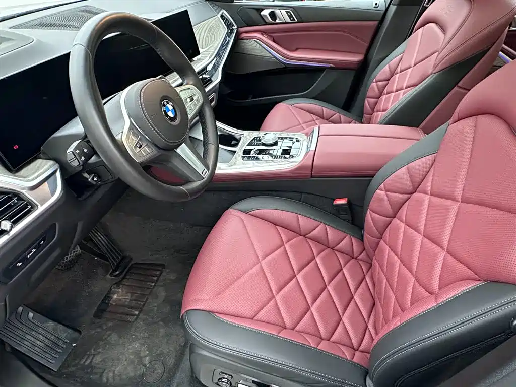 BMW X5 2025 xDrive 40Li M Sport