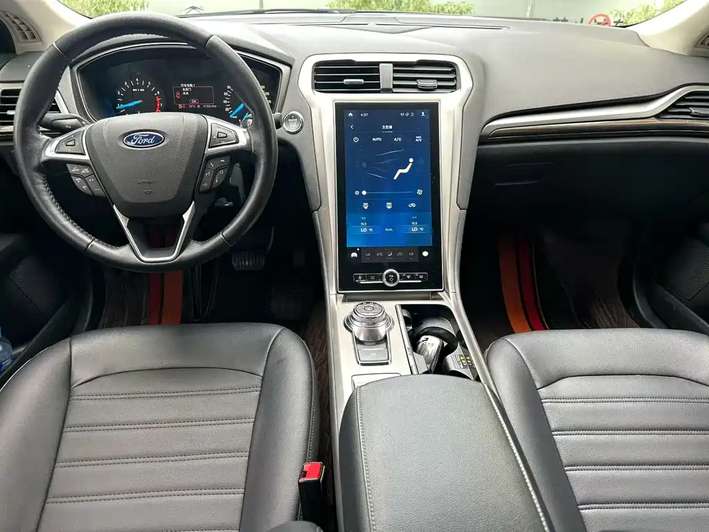 Ford Mondeo — миниатюра 5