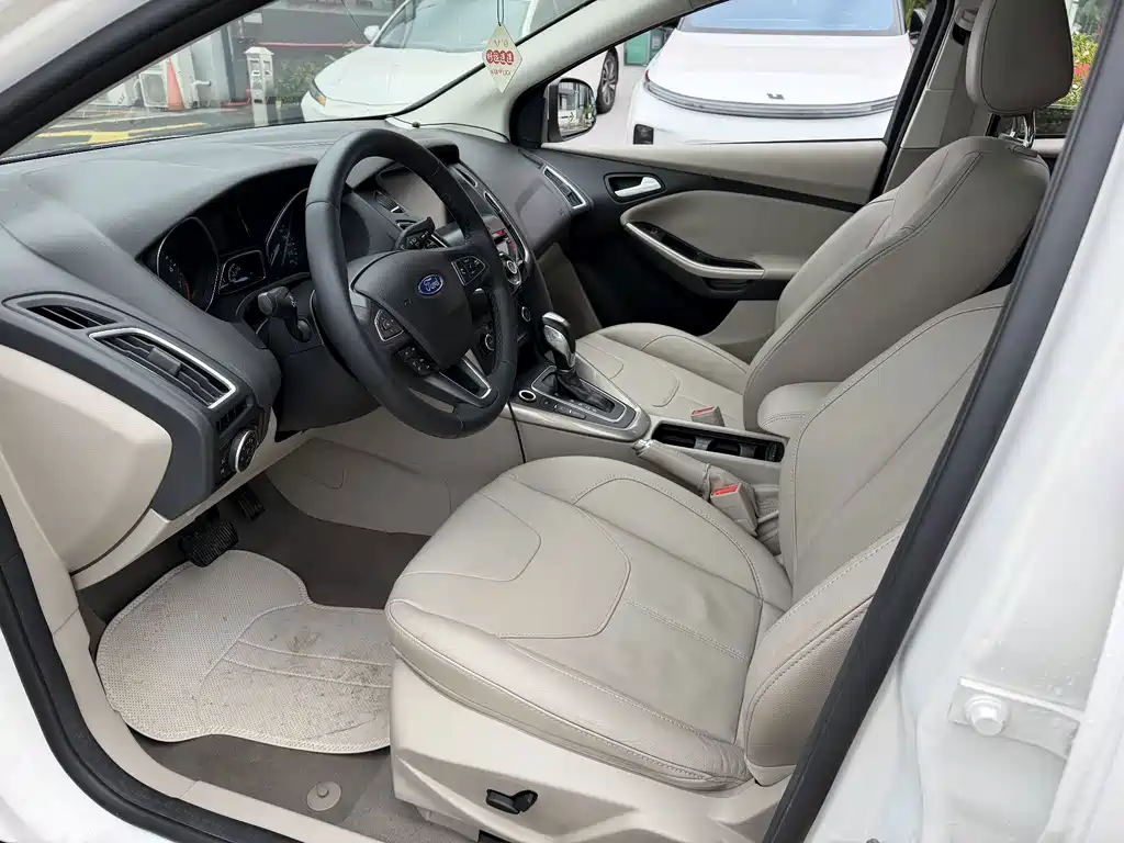 Ford Focus — миниатюра 4