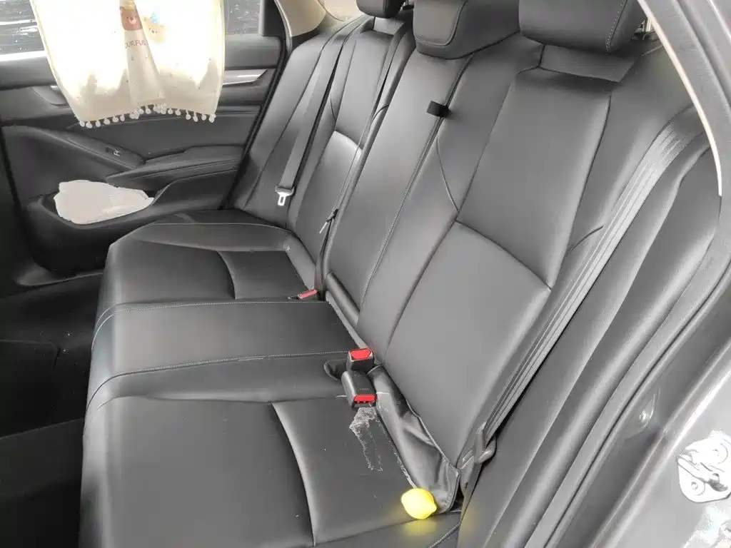 Honda Accord — миниатюра 18