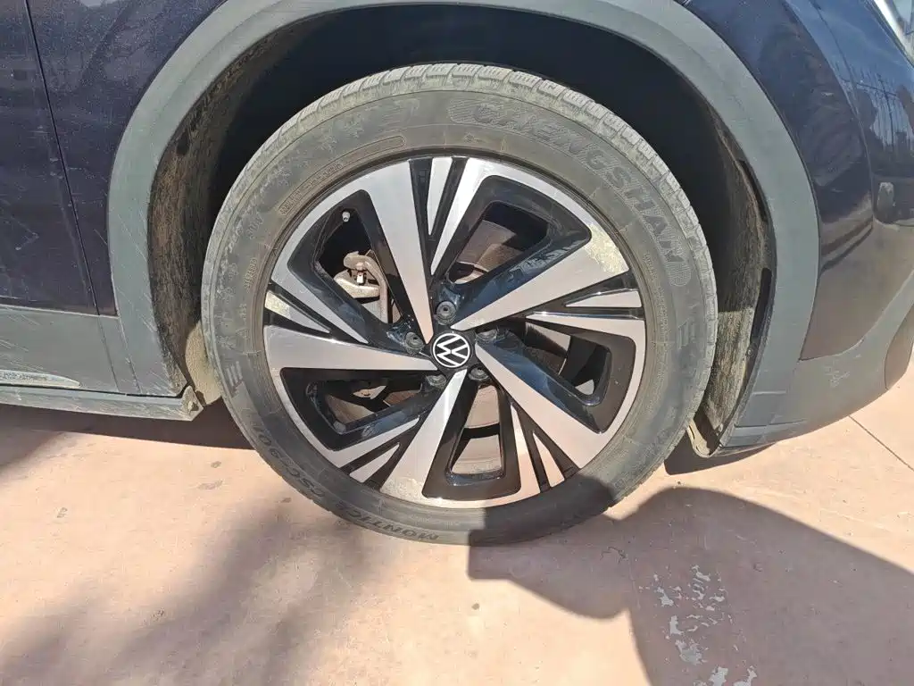 Volkswagen ID.6 Crozz — миниатюра 8