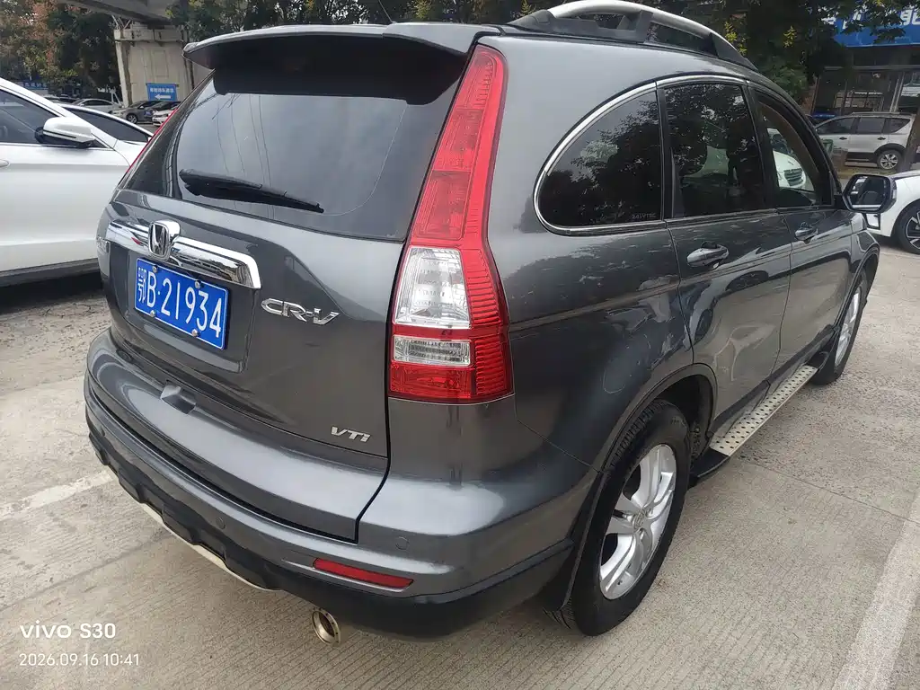Honda CR-V — миниатюра 10