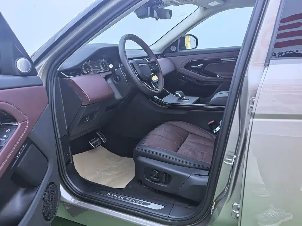 Land Rover Evoque — миниатюра 8