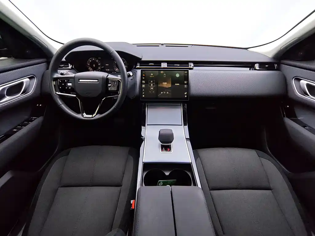 Land Rover Velar — миниатюра 8