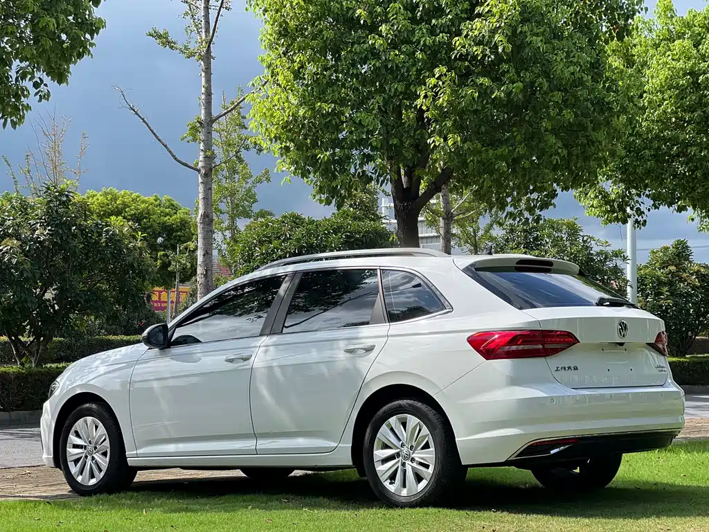 Volkswagen Lavida — миниатюра 9