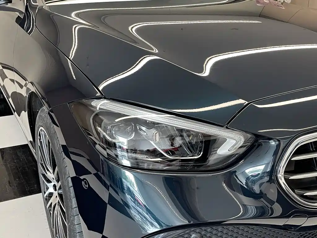Mercedes-Benz C-Class — миниатюра 9