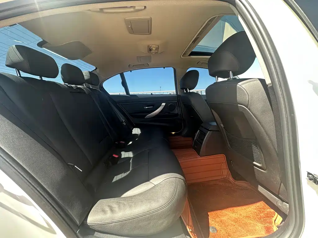BMW 3 Series — миниатюра 15