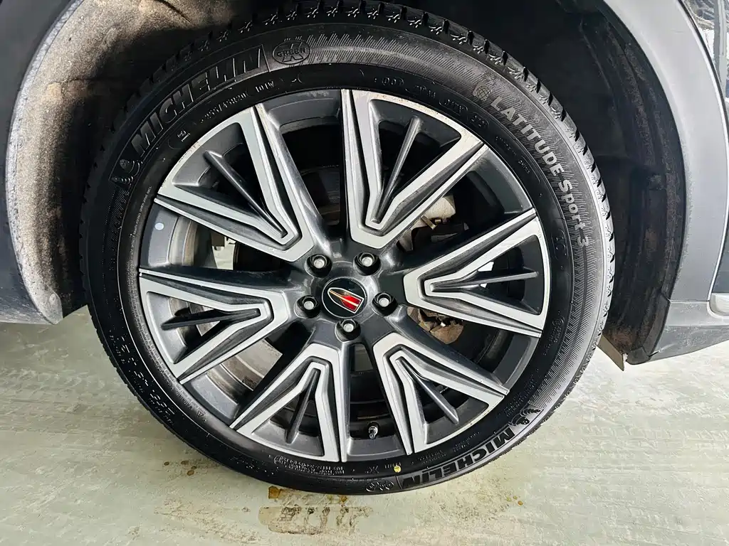 Hongqi Hongqi HS5 — миниатюра 15