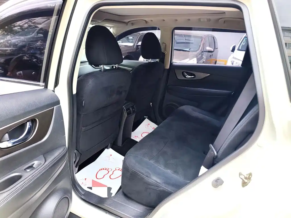 Nissan X-Trail — миниатюра 9