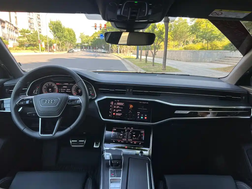 Audi A6L 2026 45 TFSI quattro