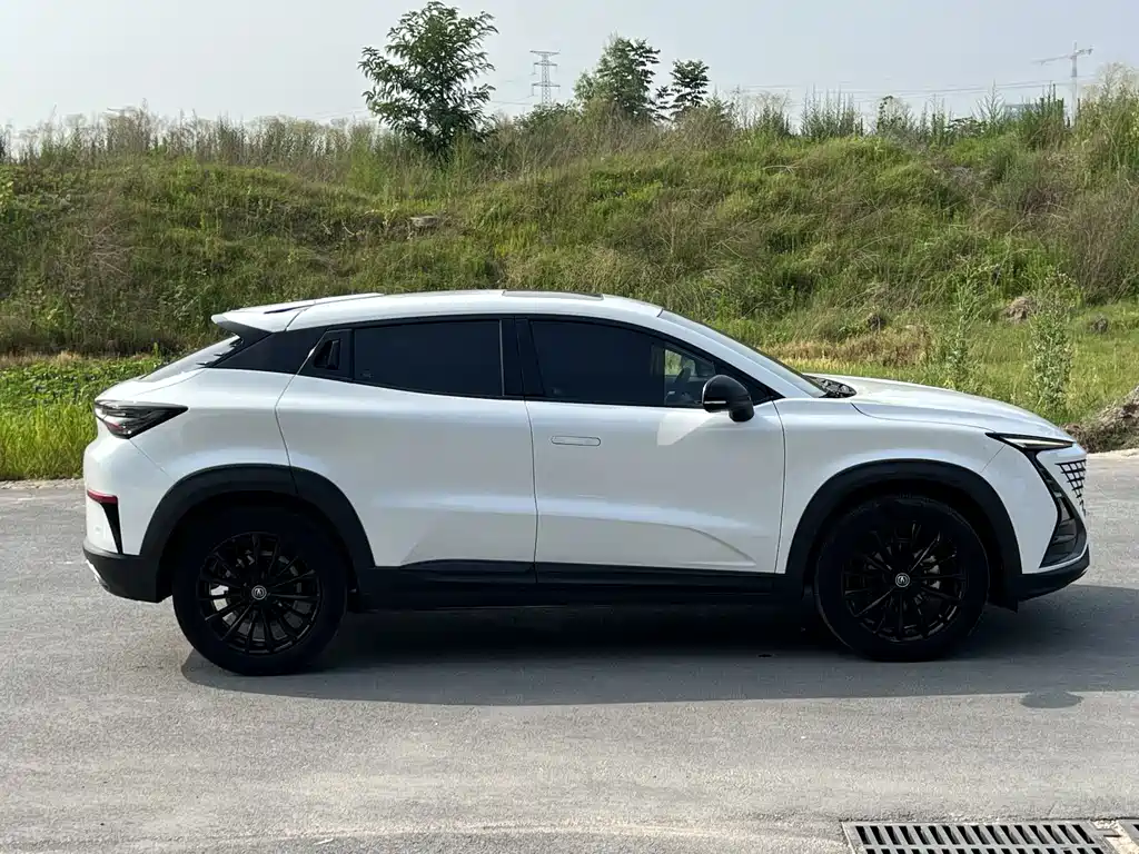 Changan UNI-T — миниатюра 5