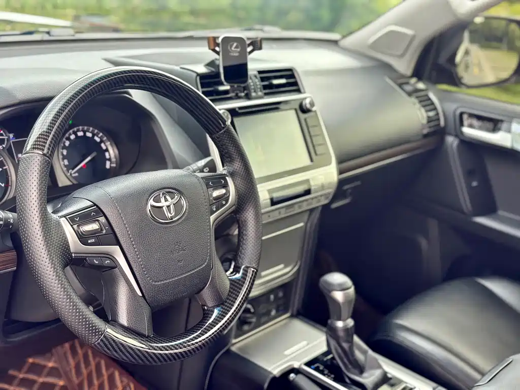 Toyota Prado — миниатюра 5