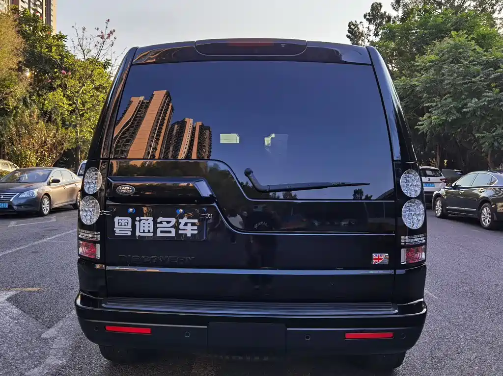 Land Rover Discovery 2016 3.0 SC V6 SE