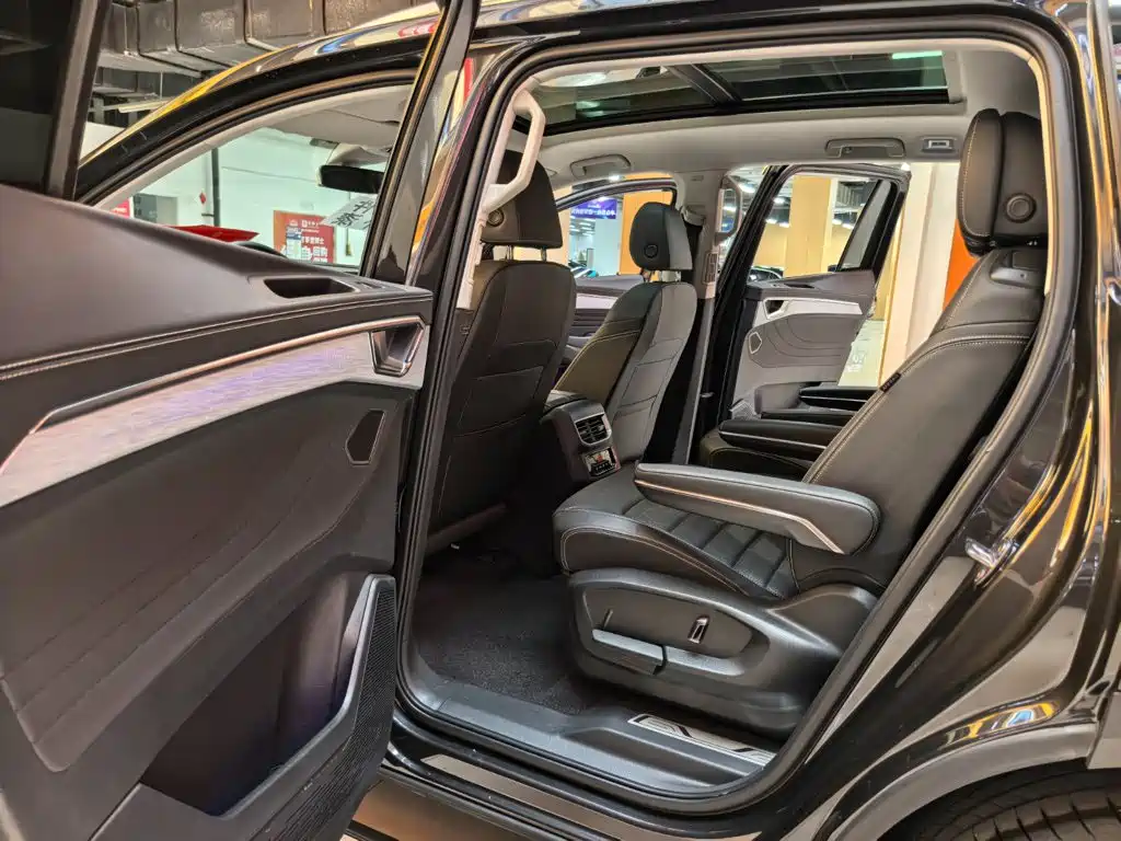 Volkswagen Talagon — миниатюра 7