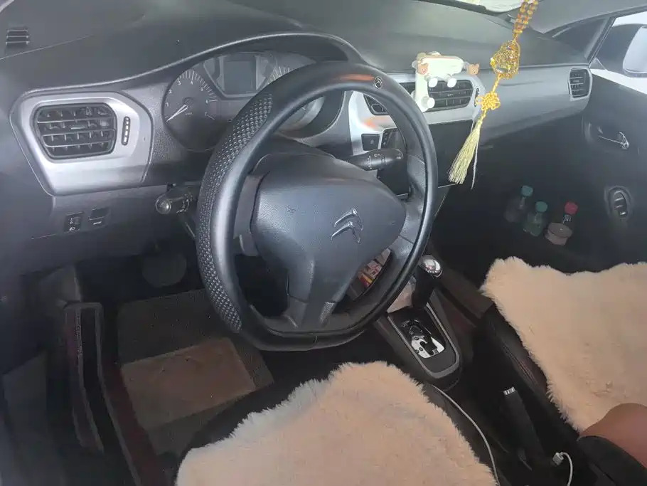 Citroen Elysee — миниатюра 12