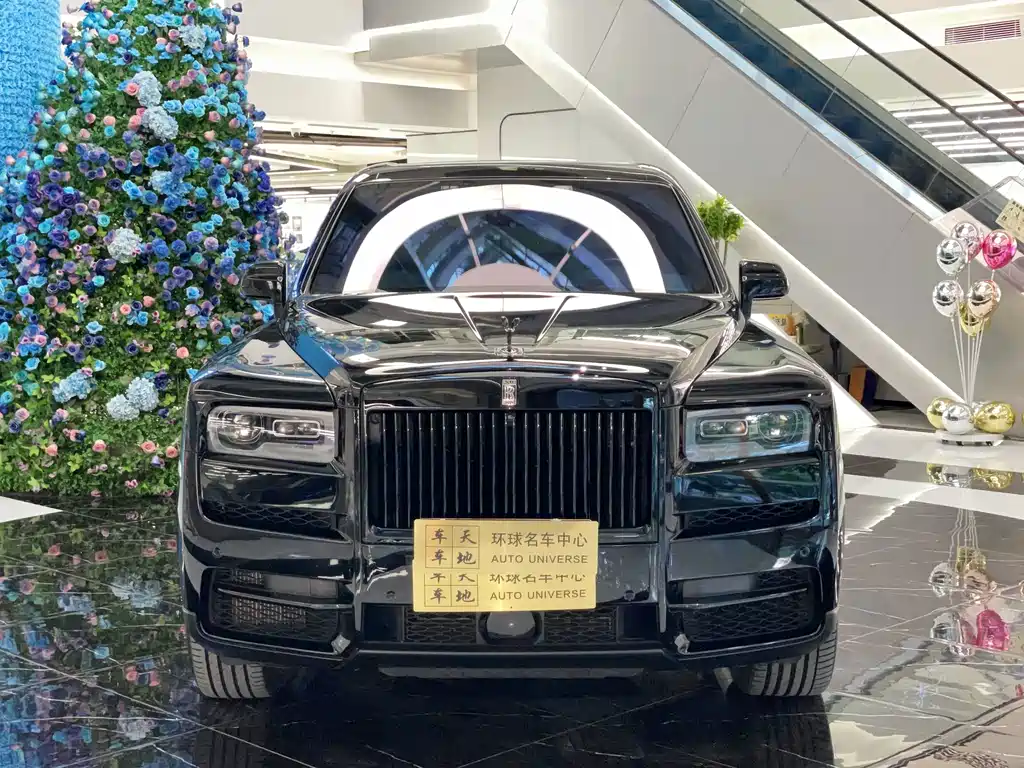Rolls-Royce Cullinan — миниатюра 2