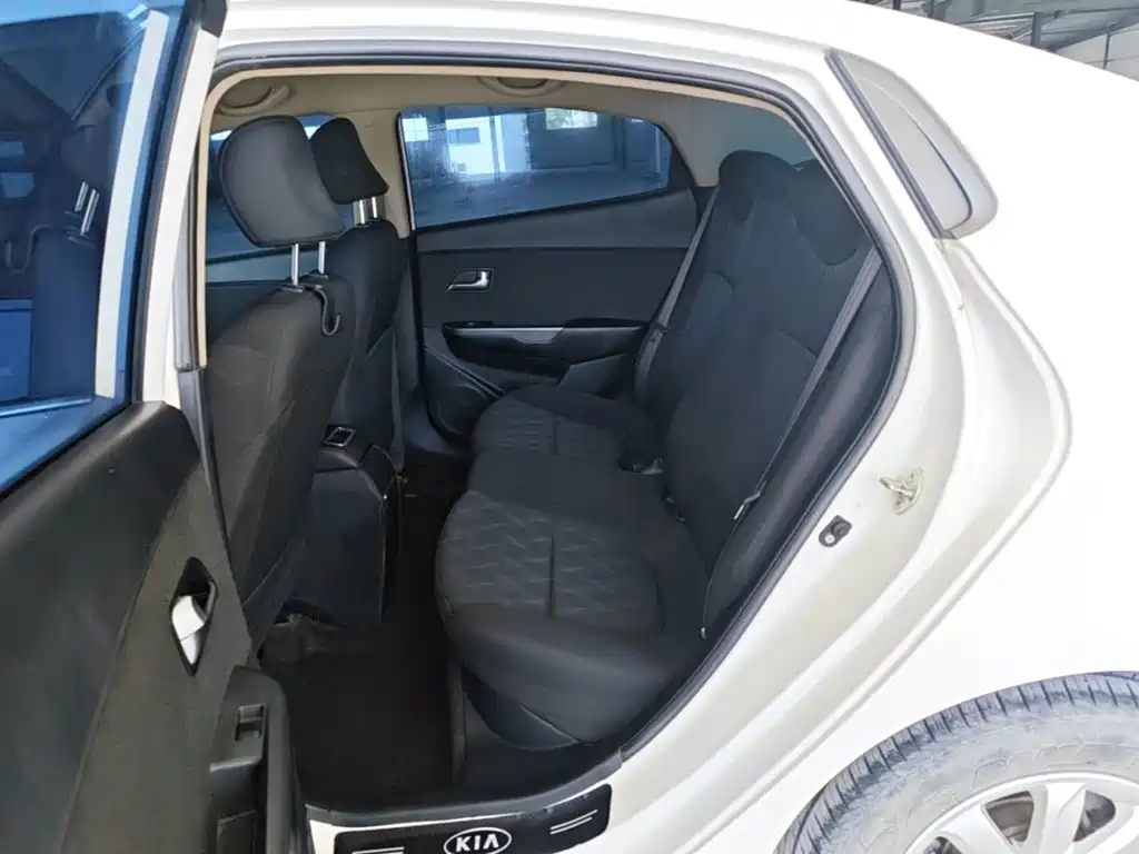Kia K2 — миниатюра 17