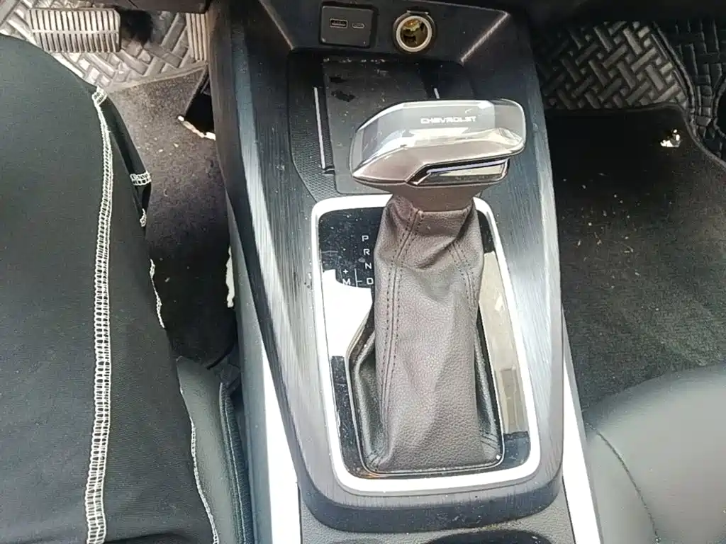 Chevrolet Monza — миниатюра 14
