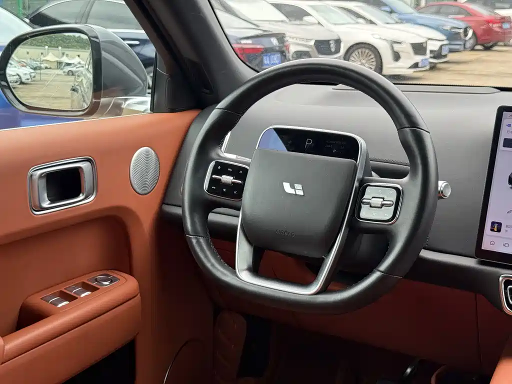 Li Auto Li L8 — миниатюра 12