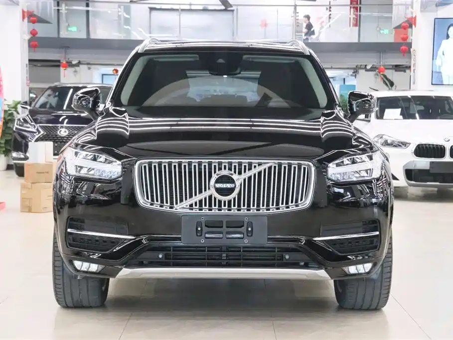 Volvo XC90 2019 T6 7 мест V