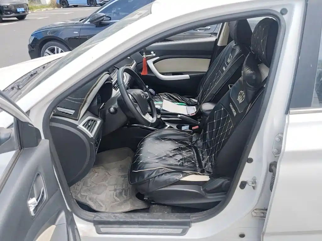 Changan V7 — миниатюра 20