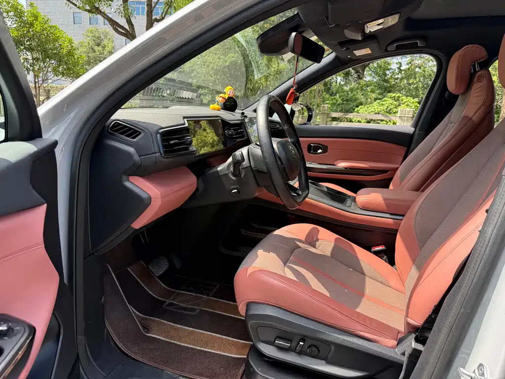 NIO EC6 — миниатюра 9
