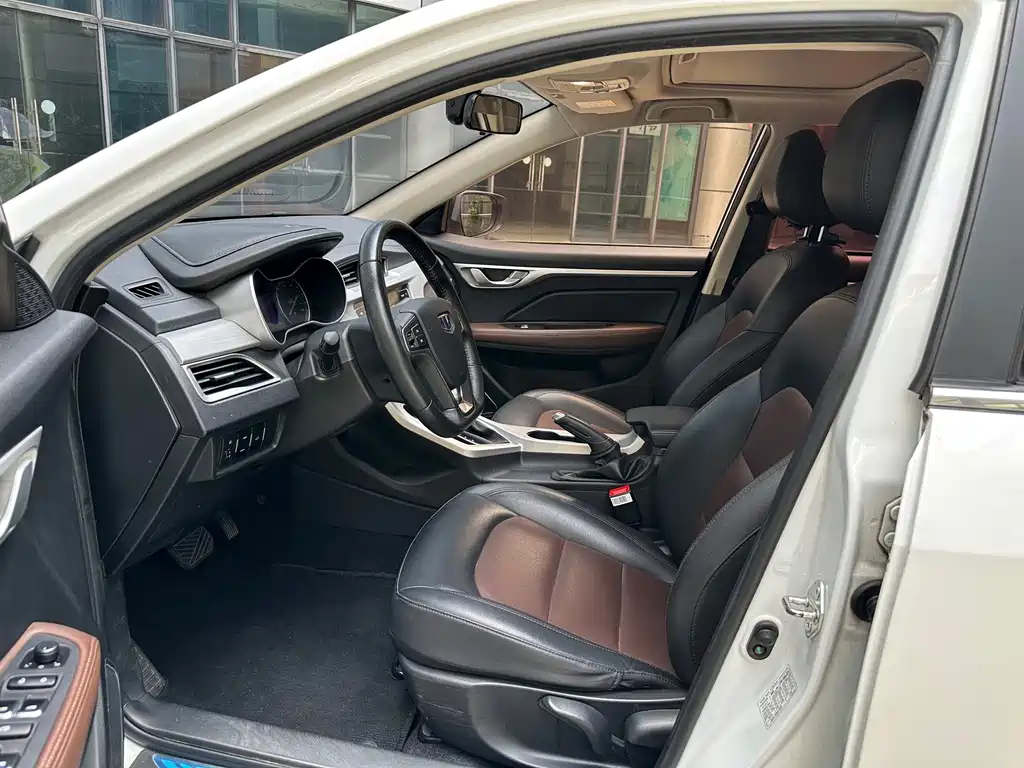 Geely Vision — миниатюра 7