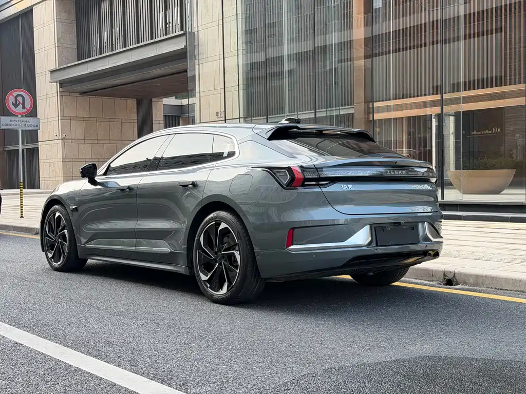 ZEEKR EXTREME KRYPTON 001