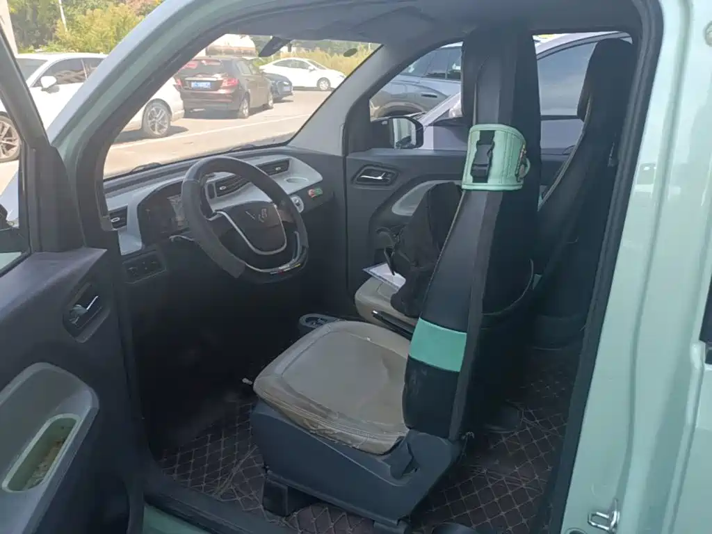 Wuling MINIEV — миниатюра 15
