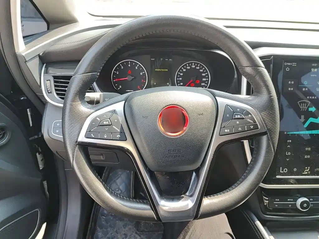 BYD MAX — миниатюра 11