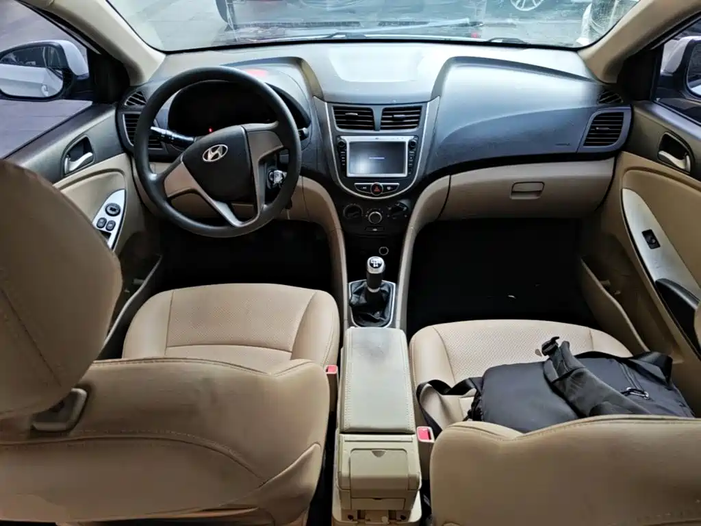 Hyundai Verna — миниатюра 10