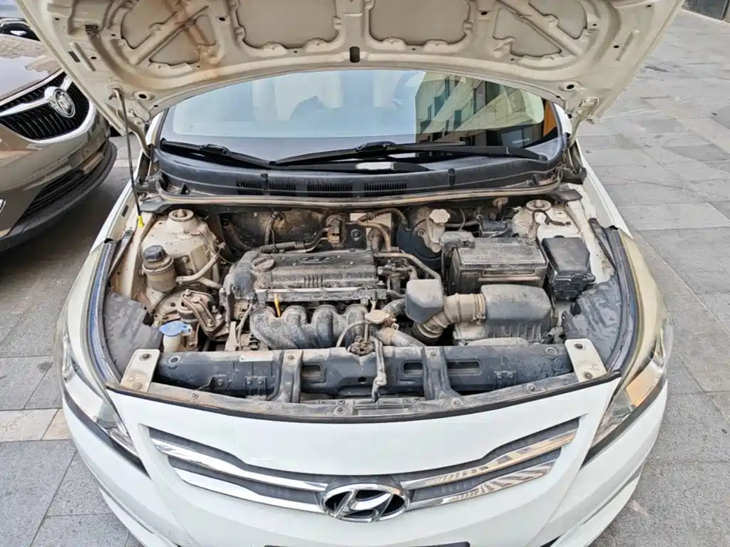Hyundai Verna — миниатюра 20