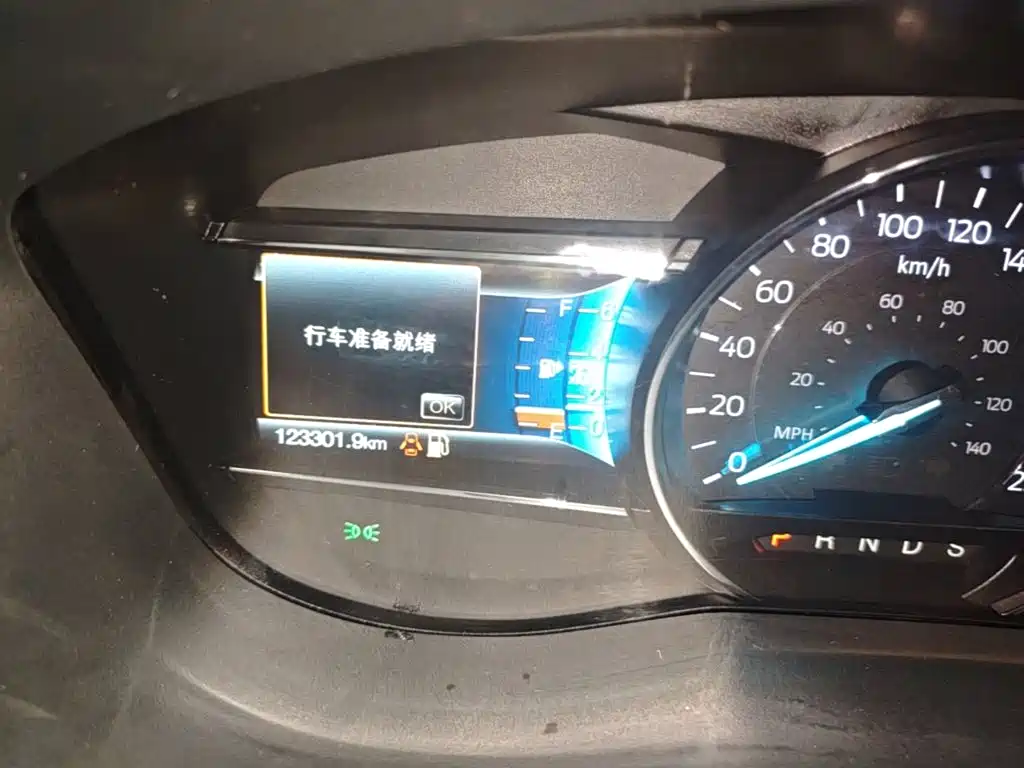 Ford Explorer (Import) — миниатюра 12