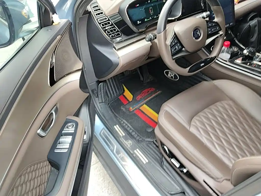 BYD Han — миниатюра 16