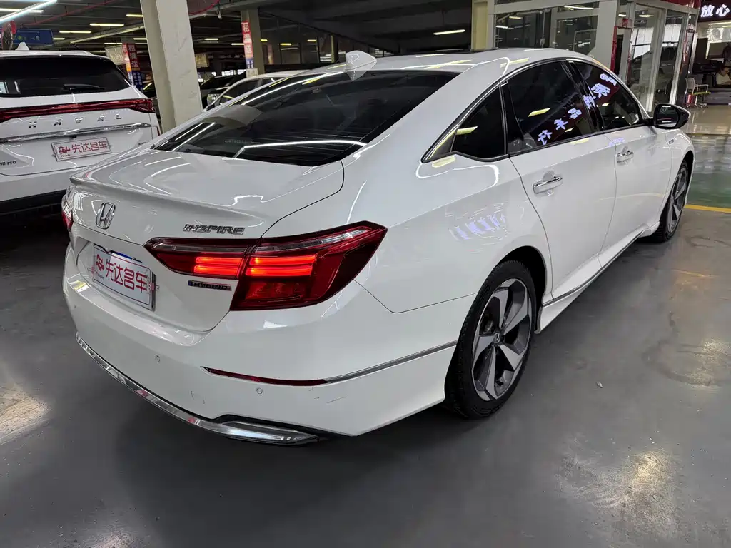 Honda Inspire — миниатюра 5