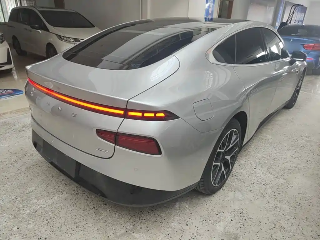 XPeng P7 — миниатюра 7