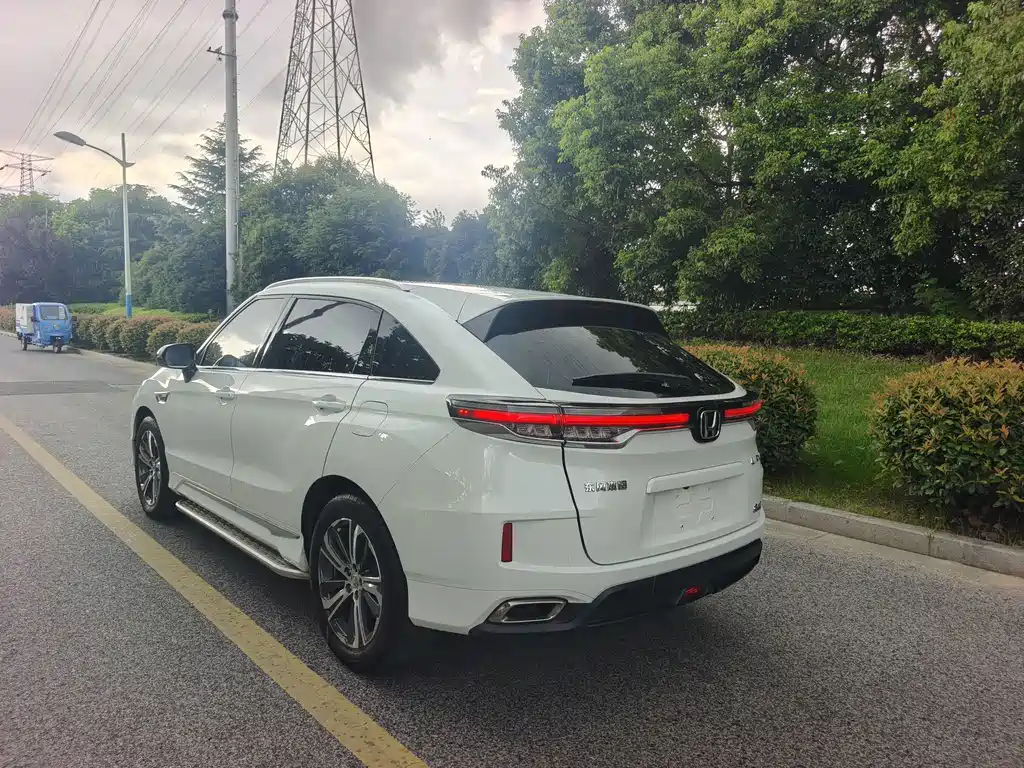 Honda UR-V — миниатюра 6