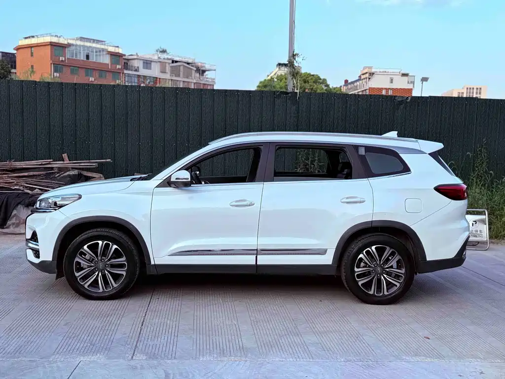 Chery Tiggo 8 — миниатюра 10