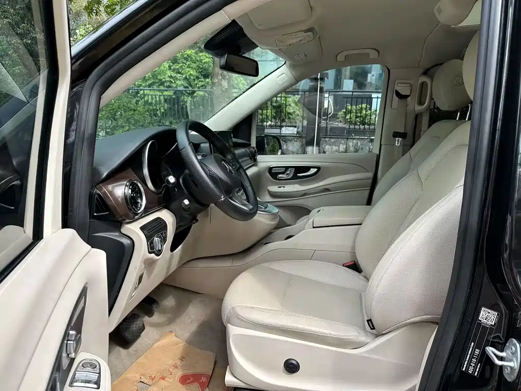Mercedes-Benz V-Class — миниатюра 4