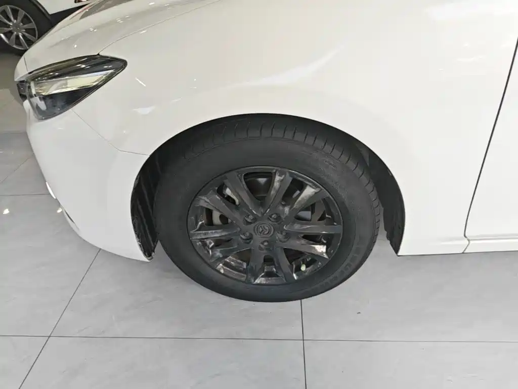 Mazda 3 Axela — миниатюра 23