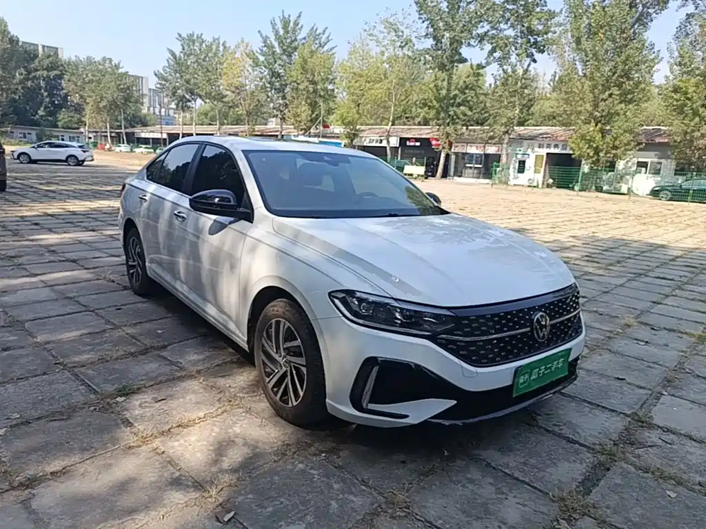 Volkswagen Lavida — миниатюра 4