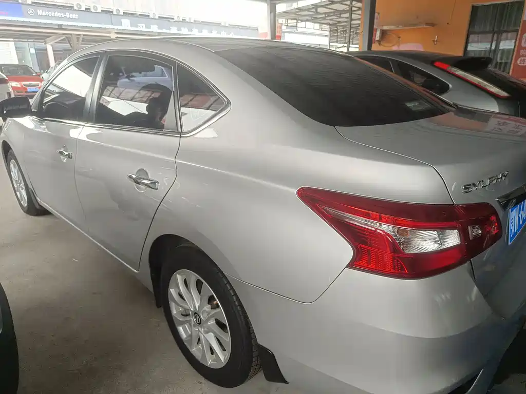 Nissan Sylphy — миниатюра 10
