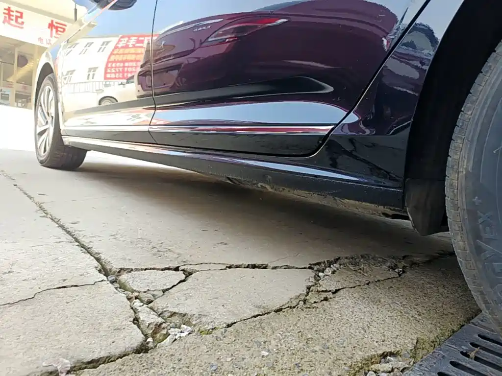 Volkswagen Passat PHEV — миниатюра 22