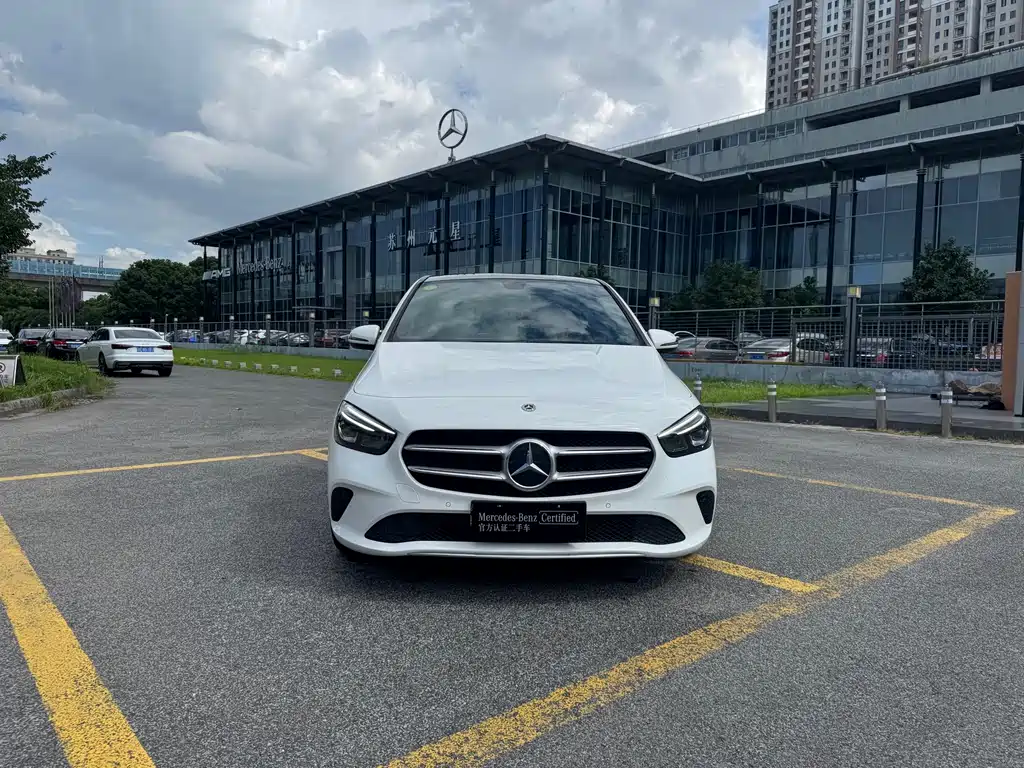 Mercedes-Benz B-Class — миниатюра 2