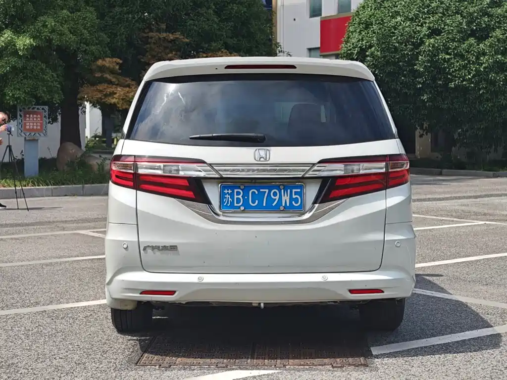 Honda Odyssey — миниатюра 5