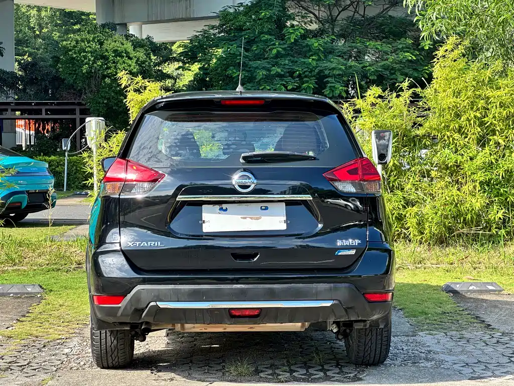 Nissan X-Trail — миниатюра 17