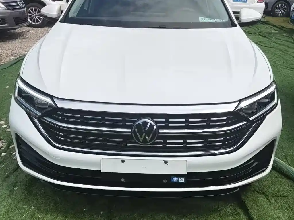 Volkswagen Sagitar — миниатюра 2
