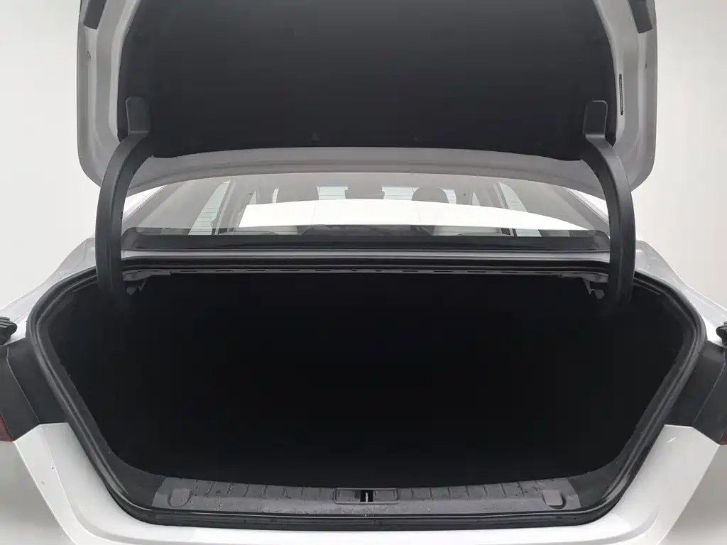 Geely Binrui — миниатюра 16