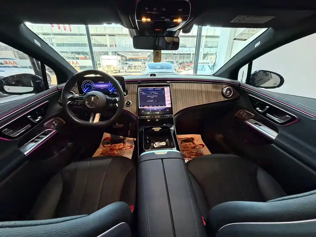Mercedes-Benz EQE — миниатюра 16